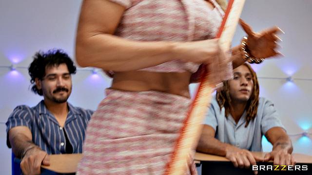 MILF Quest: Episode 2