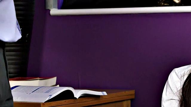 CFNM college babe doggystyled after sucking dick