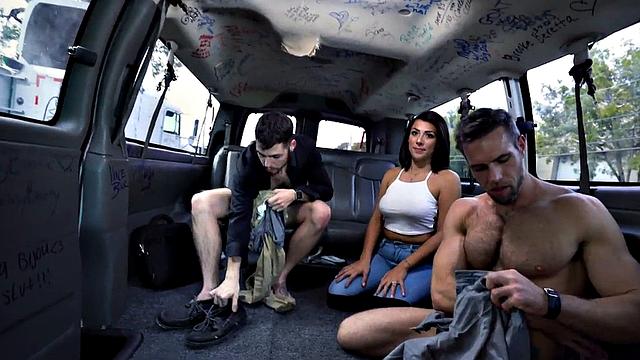 Amateur pulled stud fingered by gay in outdoor bus