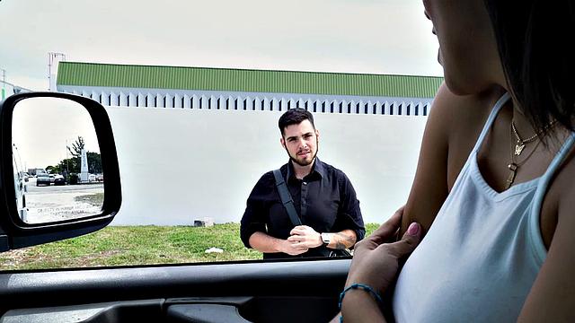 Amateur pulled stud fingered by gay in outdoor bus