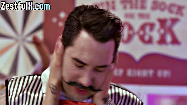 Beautiful cosplay slut pussybanged