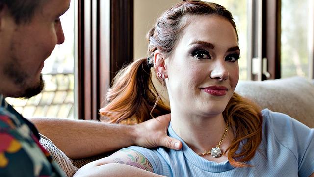 UP CLOSE - Naughty Redhead Beauty Siri Dahl Enjoys Having Her Ass Eaten & Her Pussy Pounded