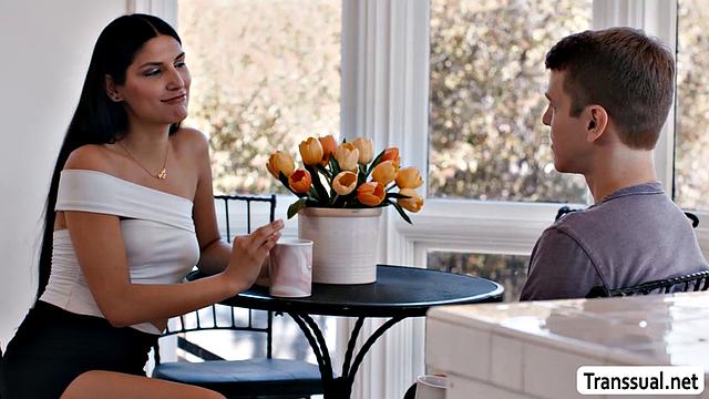 Когда Sage Roux встречает shecock Zariah Aura: шутки кончились, анальный юмор только начинается!