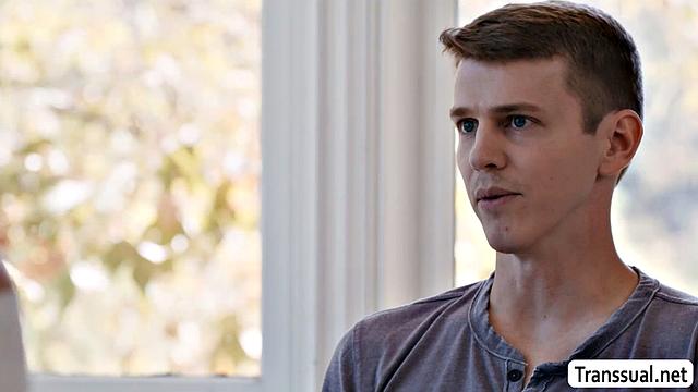 Когда Sage Roux встречает shecock Zariah Aura: шутки кончились, анальный юмор только начинается!