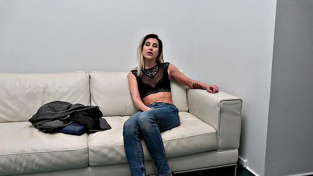 Office romp for cokc-hungry Russian