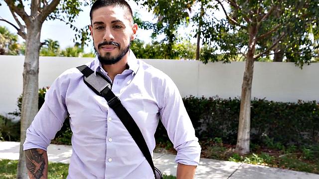 Pulled straight amateur cums in mouth in outdoor van