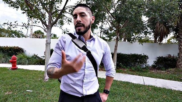 Pulled straight amateur cums in mouth in outdoor van