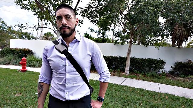 Pulled straight amateur cums in mouth in outdoor van