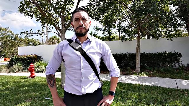 Pulled straight amateur cums in mouth in outdoor van