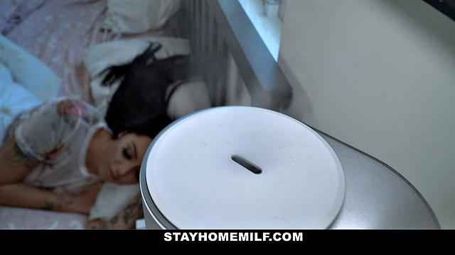 Essensual Oils - Stayhomemilf