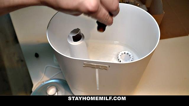 Essensual Oils - Stayhomemilf