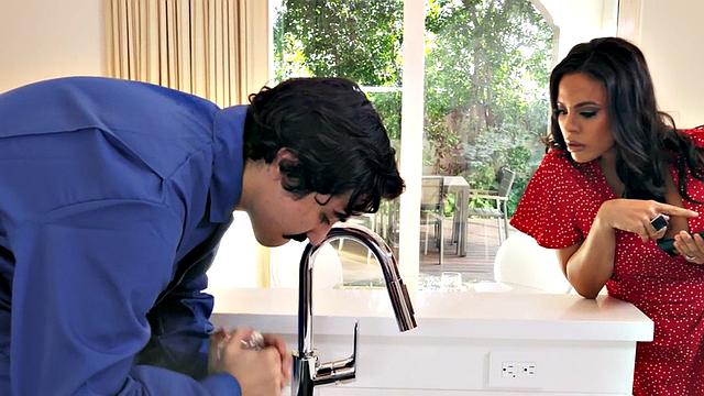 Latina MILF loves fucking on BWC in lots of positions