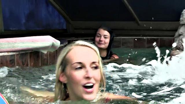 GenLez - Jenny Simons & Lucy Li Poolside