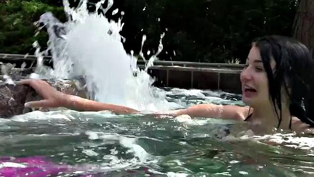 GenLez - Jenny Simons & Lucy Li Poolside