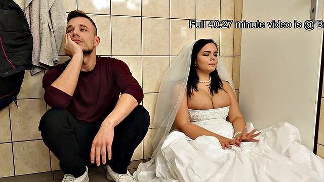 BRIDE4K. Bride remains with a stranger in the locked WC and cheats on her groom