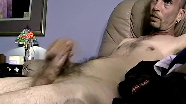 Hairy Dicked Ryan Jacks Off - Ryan