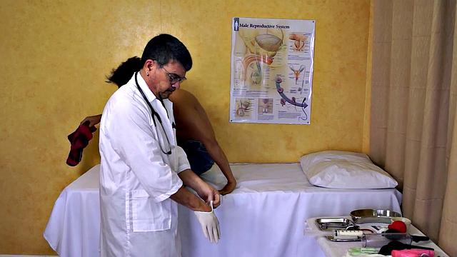 Asian patient seduced by perverted Asian doctor