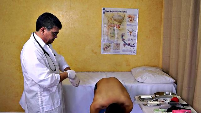 Asian patient seduced by perverted Asian doctor