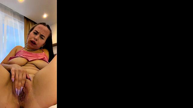 Teen masturbates in POV on her phone