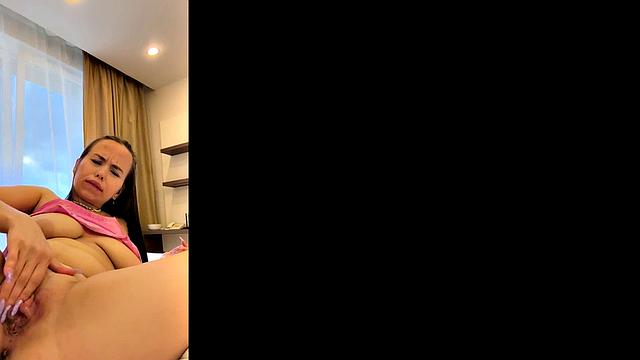 Teen masturbates in POV on her phone