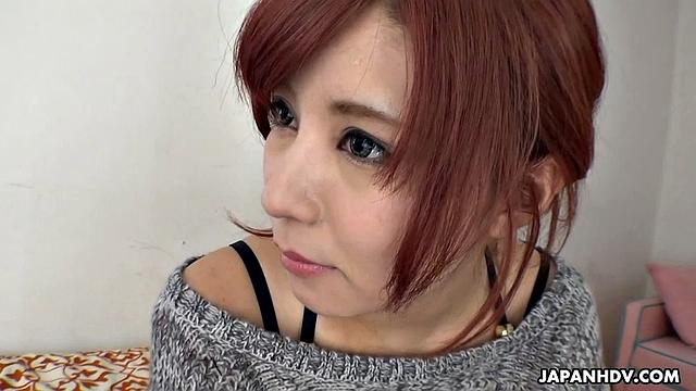 Saya Fujiwara has a colleague come to her home to visit her