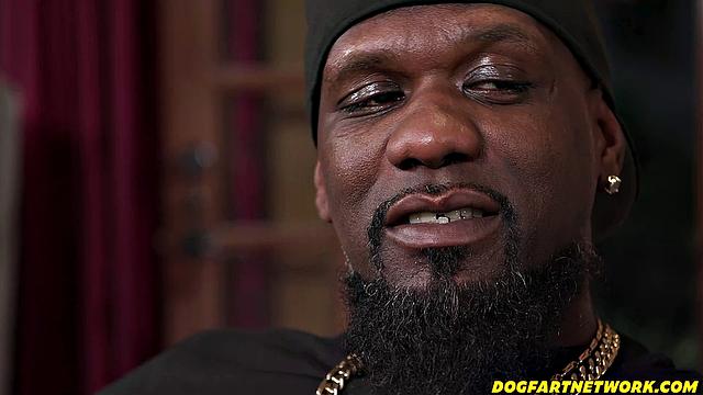 Huge Cocked Delivery Man Makes Busy Babe Purr - DogfartNetwork.