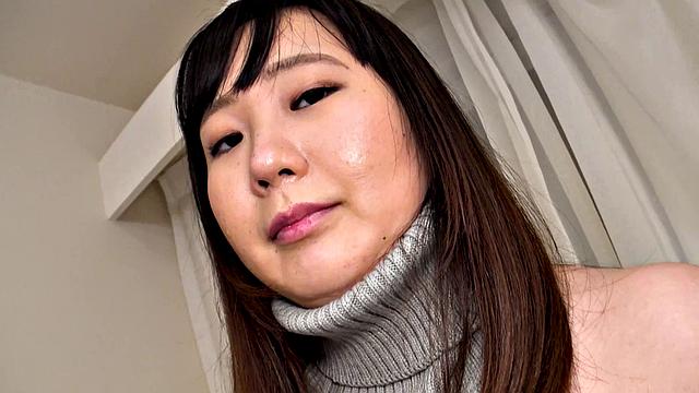 Chubby girl Shoko Moriwaki back