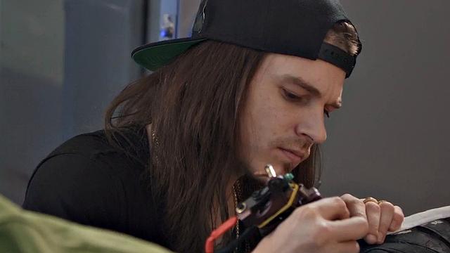 Nympho gay penetrated from behind in tight asshole