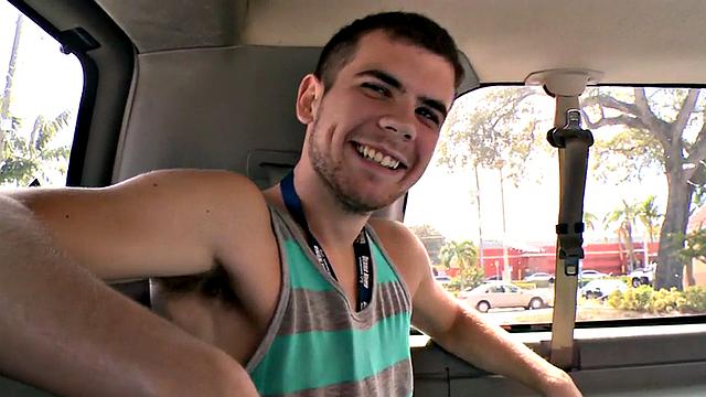 Str8 amateur jock cums on gay in public van outdoor