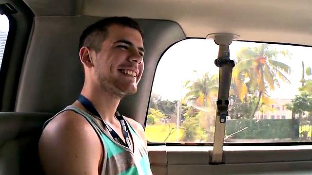 Str8 amateur jock cums on gay in public van outdoor