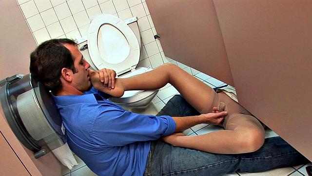 Office Footplay