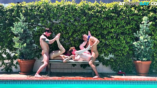 Home studs enjoy bareback outdoor orgy by the swimming pool