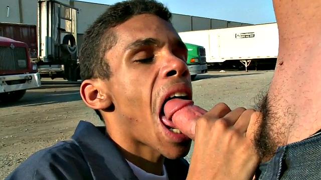 Skinny Black amateur picked up and fucked outdoors for cash