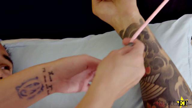 Femme Fatale - S1:E1