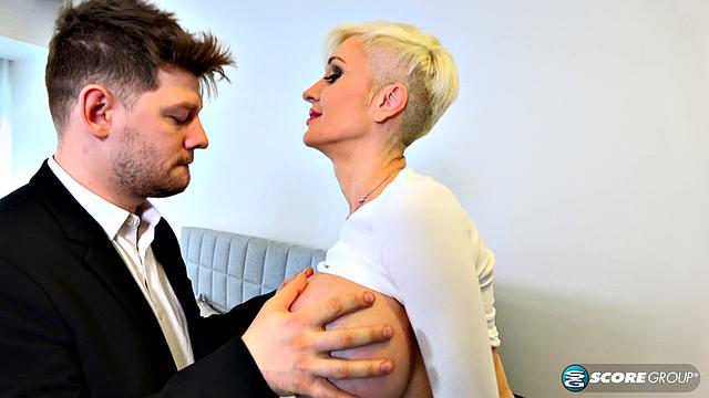 Huge-titted Tanya Virago gets Double Penetrated