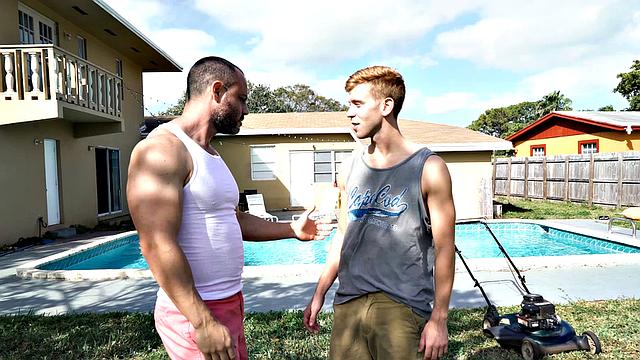 Giving it To My Man Chapter 1: Yard Work