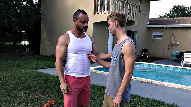 Giving it To My Man Chapter 1: Yard Work