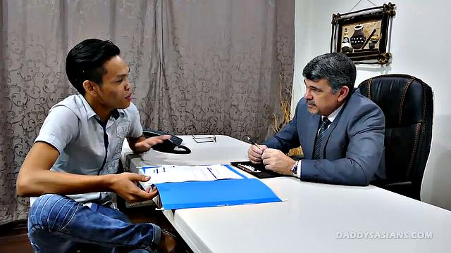 Daddy Fucks Accountant