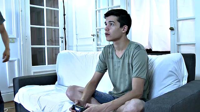 Shaggy DILF ravages amateur twunk