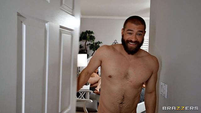 Hot Friends Want Big D