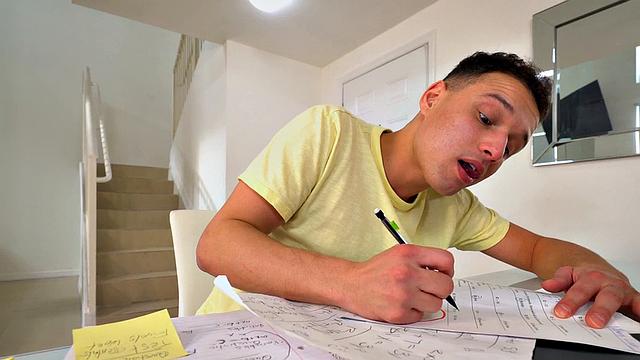 Inked cockhungry stepmom pussypounded