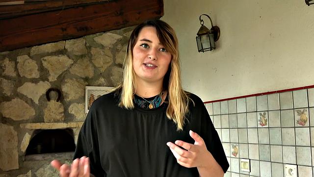 Beautiful BBW Davina wants it in the ass