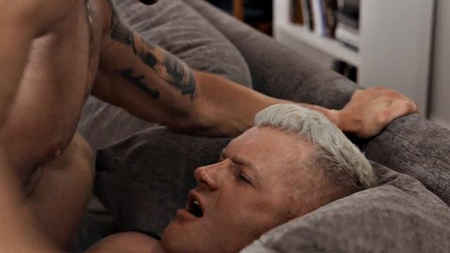 Passionate hunk gets cocksucked by jock