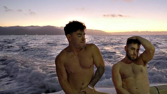 Amateur jock fucks and throats after yachting trip in 4some