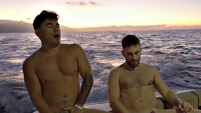 Amateur jock fucks and throats after yachting trip in 4some