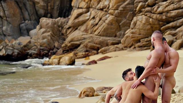 Amateur jock fucks and throats after yachting trip in 4some