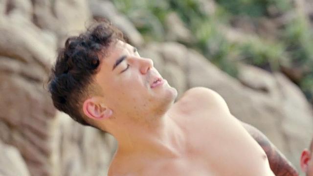 Amateur jock fucks and throats after yachting trip in 4some