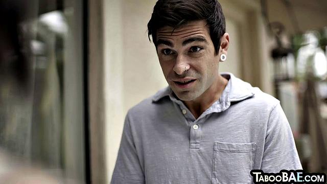 Cum-thirsty babe cockriding lover's cock