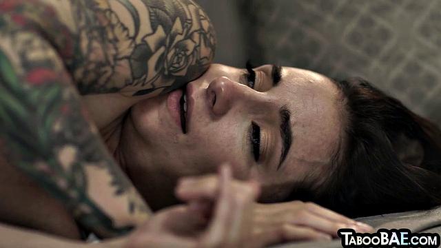 Cum-thirsty babe cockriding lover's cock