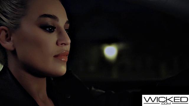 Wicked - Uber Driver Blake Blossom Gets Fucked in Her Car